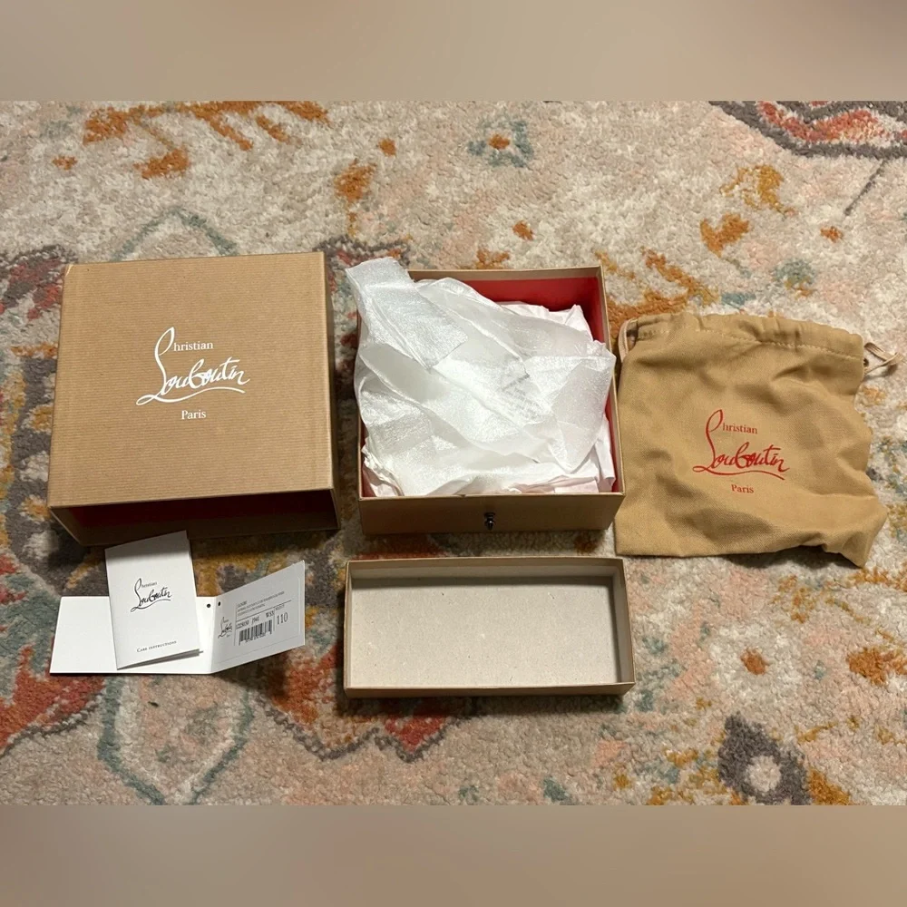 Christian Louboutin Belt Box and Dust Bag - Picture 7 of 7
